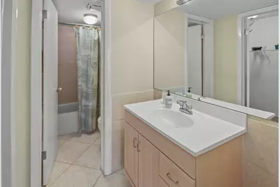 2936 Lake Shore Drive #310, Riviera Beach, FL 33404 - Photo 8