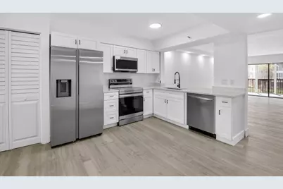 14475 Strathmore Lane #208, Delray Beach, FL 33446 - Photo 4