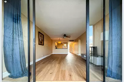6 Royal Palm Way #310, Boca Raton, FL 33432 - Photo 6