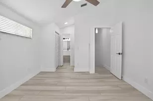 5230 Woodruff Ln, Palm Beach Gardens, FL 33418 - Photo 38