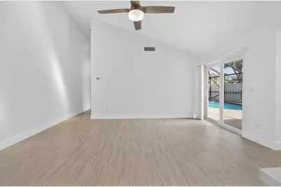 5230 Woodruff Lane, Palm Beach Gardens, FL 33418 - Photo 16