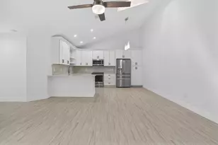 5230 Woodruff Ln, Palm Beach Gardens, FL 33418 - Photo 20