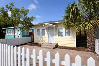327 S L Street, Lake Worth Beach, FL 33460 - Photo 1