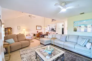 6116 SE Georgetown Pl, Hobe Sound, FL 33455 - Photo 8