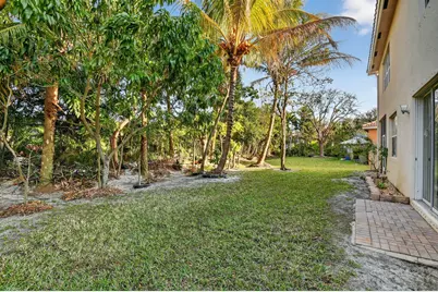 876 Gazetta Way, West Palm Beach, FL 33413 - Photo 52
