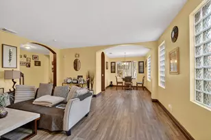 876 Gazetta Way, West Palm Beach, FL 33413 - Photo 8