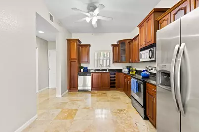 1620 Presidential Way #504, West Palm Beach, FL 33401 - Photo 6
