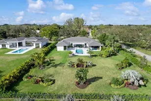 8533 N Native Dancer Rd, Palm Beach Gardens, FL 33418 - Photo 2