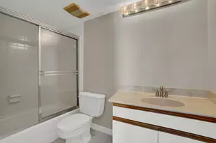 215 Oak Harbour Dr, Juno Beach, FL 33408 - Photo 24