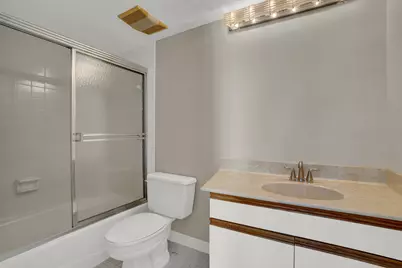 215 Oak Harbour Drive, Juno Beach, FL 33408 - Photo 28