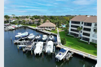 215 Oak Harbour Drive, Juno Beach, FL 33408 - Photo 4