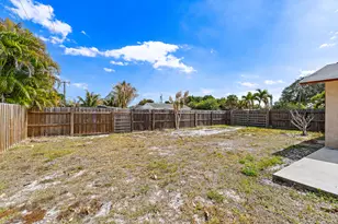 815 W Laird Dr, Jupiter, FL 33458 - Photo 40