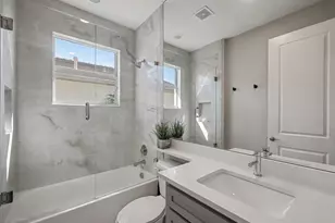 11862 SW Bristol Bay Dr, Port Saint Lucie, FL 34987 - Photo 16