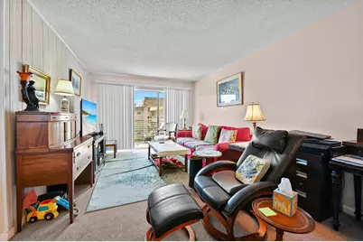 721 Lori Drive #313, Palm Springs, FL 33461 - Photo 10