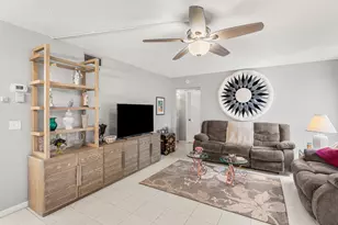 114 Lake Pine Cir, Greenacres, FL 33463 - Photo 10