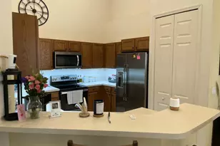 9201 Wentworth Ln, Port Saint Lucie, FL 34986 - Photo 8