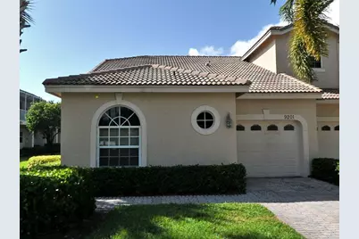 9201 Wentworth Lane, Port Saint Lucie, FL 34986 - Photo 2