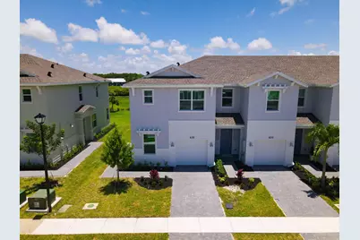 630 SE Lake Falls Street, Port Saint Lucie, FL 34984 - Photo 8