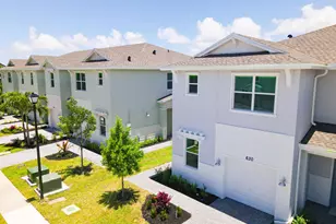 630 SE Lk Fls St, Port Saint Lucie, FL 34984 - Photo 4