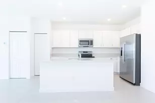 630 SE Lk Fls St, Port Saint Lucie, FL 34984 - Photo 20