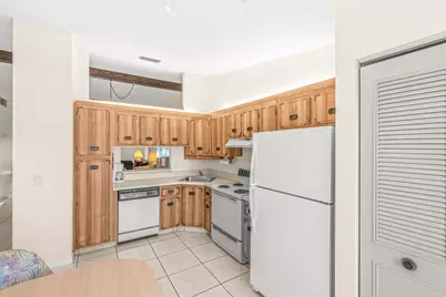 704 Sunny Pine Way #C, Greenacres, FL 33415 - Photo 12