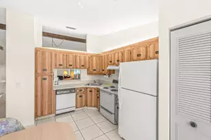 704 Sunny Pine Way, Greenacres, FL 33415 - Photo 12