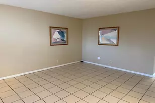 894 Flanders S, Delray Beach, FL 33484 - Photo 8