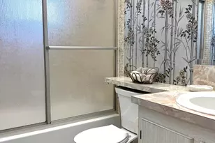 894 Flanders S, Delray Beach, FL 33484 - Photo 8