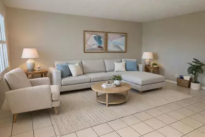 894 Flanders S, Delray Beach, FL 33484 - Photo 6