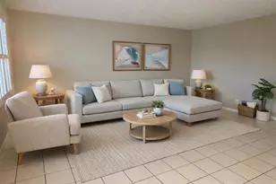 894 Flanders S, Delray Beach, FL 33484 - Photo 6