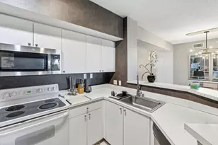 11750 St Andrews Place, Wellington, FL 33414 - Photo 6
