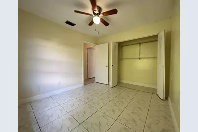 1490 Summit Run Circle, West Palm Beach, FL 33415 - Photo 10