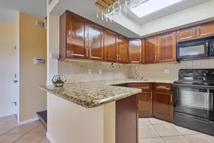 4065 Village Dr, Delray Beach, FL 33445 - Photo 10