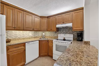 409 Pine Glen Lane #C-1, Greenacres, FL 33463 - Photo 12