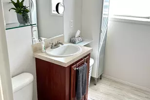 613 Jasmine Ln, Deerfield Beach, FL 33442 - Photo 12