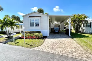 613 Jasmine Ln, Deerfield Beach, FL 33442 - Photo 1