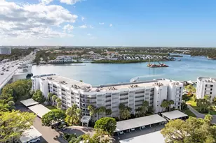 1748 Jupiter Cove Dr, Jupiter, FL 33469 - Photo 16