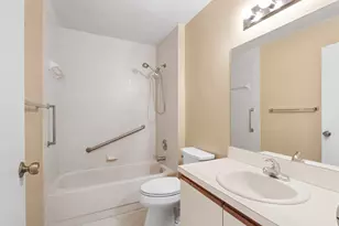 3237 Perimeter Dr, Greenacres, FL 33467 - Photo 14