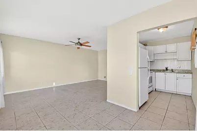 2880 Lake Osborne Drive #210, Lake Worth Beach, FL 33461 - Photo 10