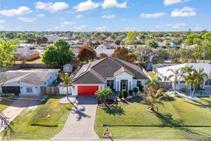 898 SW Curtis St, Port Saint Lucie, FL 34983 - Photo 4