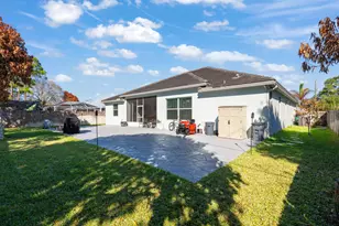 898 SW Curtis St, Port Saint Lucie, FL 34983 - Photo 2