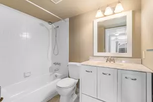 322 Pine Ridge Cir, Greenacres, FL 33463 - Photo 22