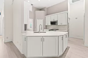 3741 SE Bowsprit Ct, Stuart, FL 34997 - Photo 12