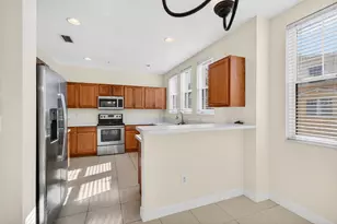 770 Millbrae Ct, West Palm Beach, FL 33401 - Photo 24