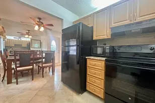 750 Burgundy P, Delray Beach, FL 33484 - Photo 10