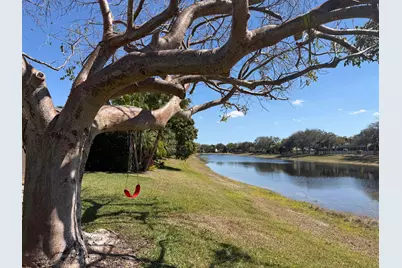 333 Berenger Walk, Royal Palm Beach, FL 33414 - Photo 38