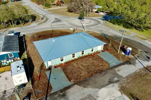 1795 N 16th Ct, Fort Pierce, FL 34950 - Photo 2