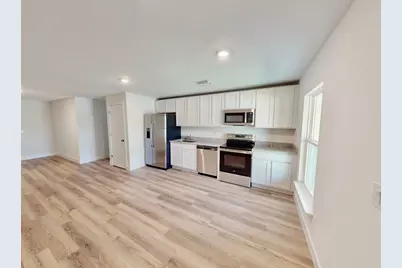 1795 N 16th Court, Fort Pierce, FL 34950 - Photo 4