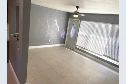 571 Sioux Road, Lake Worth, FL 33462 - Photo 4