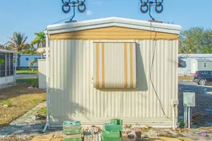 335 NE Tropicalia Ln, Jensen Beach, FL 34957 - Photo 28